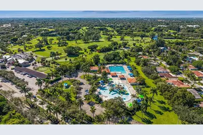 10115  Biscayne Blvd, Miami Shores, FL 33138 - Photo 35