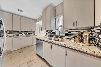 1835  Park Ln, Fort Lauderdale, FL 33315 - Photo 15