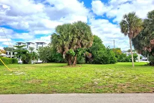 239 Hibiscus Ave, Lauderdale by the Sea, FL 33308 - Photo 3