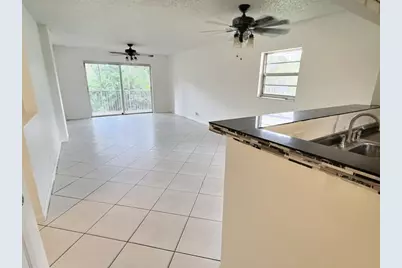 1100 NW 87th Ave, Unit #208, Coral Springs, FL 33071 - Photo 3