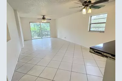1100 NW 87th Ave, Unit #208, Coral Springs, FL 33071 - Photo 5
