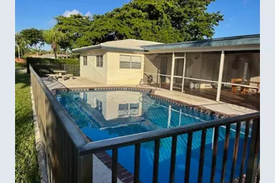 8244 NW 6th St, Coral Springs, FL 33071 - Photo 5