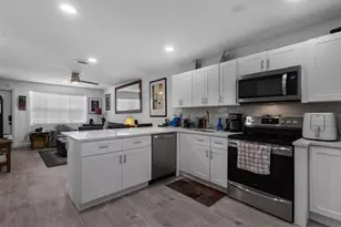 2648 NW 65th Ave, Margate, FL 33063 - Photo 3