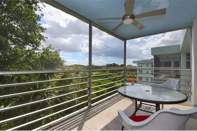 806  Cypress Grove Ln, Unit #510, Pompano Beach, FL 33069 - Photo 11