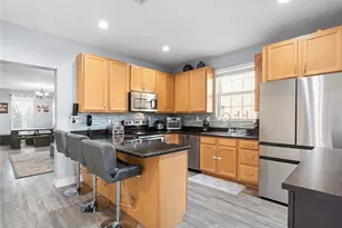 14741 SW 11th St, Pembroke Pines, FL 33027 - Photo 5