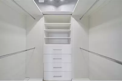 1100  Saint Charles Pl, Unit #708, Pembroke Pines, FL 33026 - Photo 17