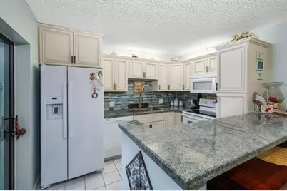 6197 SE Riverboat Dr, Stuart, FL 34997 - Photo 9