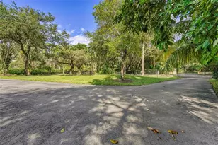 5351 Godfrey Rd, Parkland, FL 33067 - Photo 97