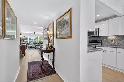 13000 SW 15th Ct, Unit #314U, Pembroke Pines, FL 33027 - Photo 9