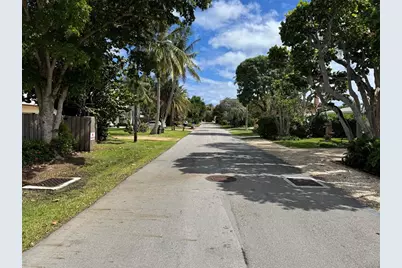 3417  Dover Rd, Pompano Beach, FL 33062 - Photo 5