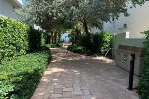 3417 Dover Rd, Pompano Beach, FL 33062 - Photo 7