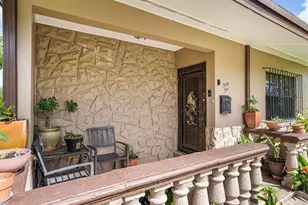 45 NE 212th St, Miami, FL 33179 - Photo 5