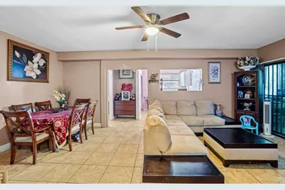 45 NE 212th St, Miami, FL 33179 - Photo 15