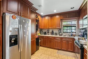 45 NE 212th St, Miami, FL 33179 - Photo 13