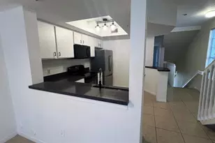 735 SW 148th Ave, Davie, FL 33325 - Photo 9