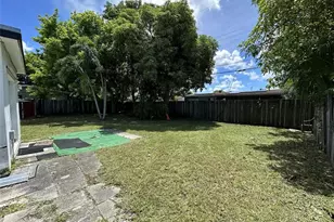 4810 NW 11th Pl, Lauderhill, FL 33313 - Photo 21