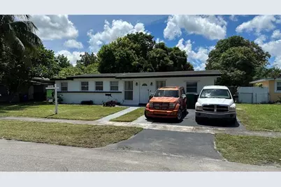 4810 NW 11th Pl, Lauderhill, FL 33313 - Photo 27