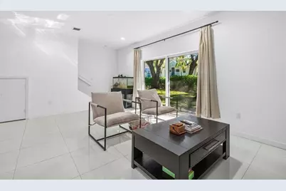 1030  Crystal Way, Unit #104, Delray Beach, FL 33444 - Photo 9