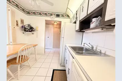 2851  Somerset Dr, Unit #316, Lauderdale Lakes, FL 33311 - Photo 13