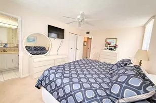 2851 Somerset Dr, Lauderdale Lakes, FL 33311 - Photo 23