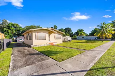 23 NE 116th St, Miami, FL 33161 - Photo 17