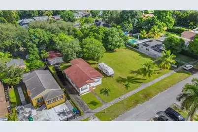 23 NE 116th St, Miami, FL 33161 - Photo 3