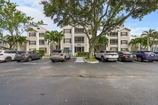 2841 N Oakland Forest Dr, Oakland Park, FL 33309 - Photo 31