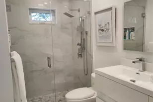 1303 Seagrape Cir, Weston, FL 33326 - Photo 11