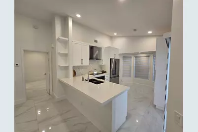 1303  Seagrape Cir, Weston, FL 33326 - Photo 21