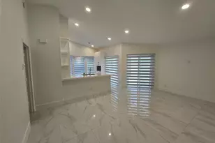 1303 Seagrape Cir, Weston, FL 33326 - Photo 17