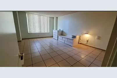 250  174th St, Unit #819, Sunny Isles Beach, FL 33160 - Photo 7