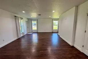 2572 SW 18th Ct, Okeechobee, FL 34974 - Photo 9