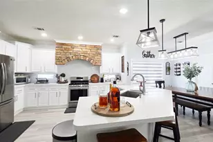 140 N Utopia St, Clewiston, FL 33440 - Photo 7