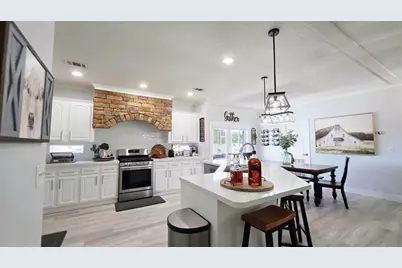 140 N Utopia St, Clewiston, FL 33440 - Photo 9