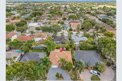 16757 NW 91st Ct, Miami Lakes, FL 33018 - Photo 31
