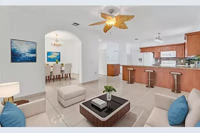 16757 NW 91st Ct, Miami Lakes, FL 33018 - Photo 5