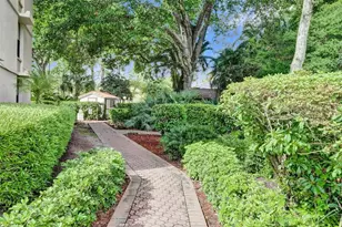 8415 Forest Hills Dr, Coral Springs, FL 33065 - Photo 17