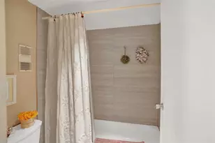 8415 Forest Hills Dr, Coral Springs, FL 33065 - Photo 9