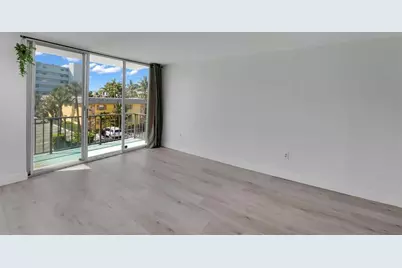 301  Croton Ave, Unit #302, Lantana, FL 33462 - Photo 23