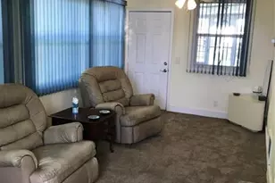 1091 Lemon St, Okeechobee, FL 34974 - Photo 9