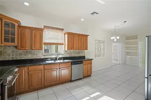 16566 N Mariposa Circle, Fort Lauderdale, FL 33331 - Photo 21