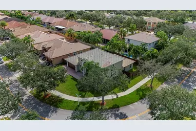 16566 N Mariposa Cir, Fort Lauderdale, FL 33331 - Photo 69