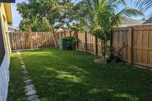 707 SE 3rd Ave, Dania Beach, FL 33004 - Photo 23