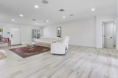 411  Poinciana, Fort Lauderdale, FL 33301 - Photo 7