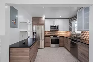 615 N 32nd Ave, Hollywood, FL 33021 - Photo 7