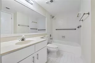 9899 Westview Dr, Coral Springs, FL 33076 - Photo 15