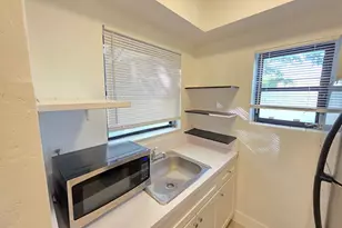 560 NE 15th Ave, Fort Lauderdale, FL 33301 - Photo 17