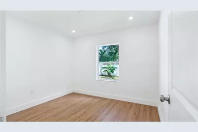 1811 SW 124th Way, Miramar, FL 33027 - Photo 13