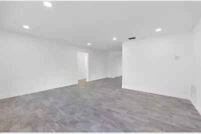 370 S Golf Blvd, Pompano Beach, FL 33064 - Photo 3