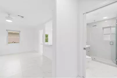 1005 NW 123rd St, North Miami, FL 33168 - Photo 13